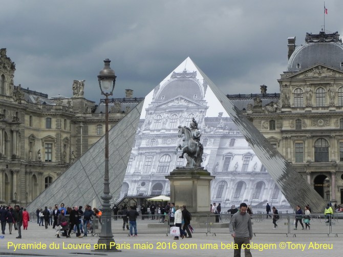 4011 pyramide du Louvre - 1